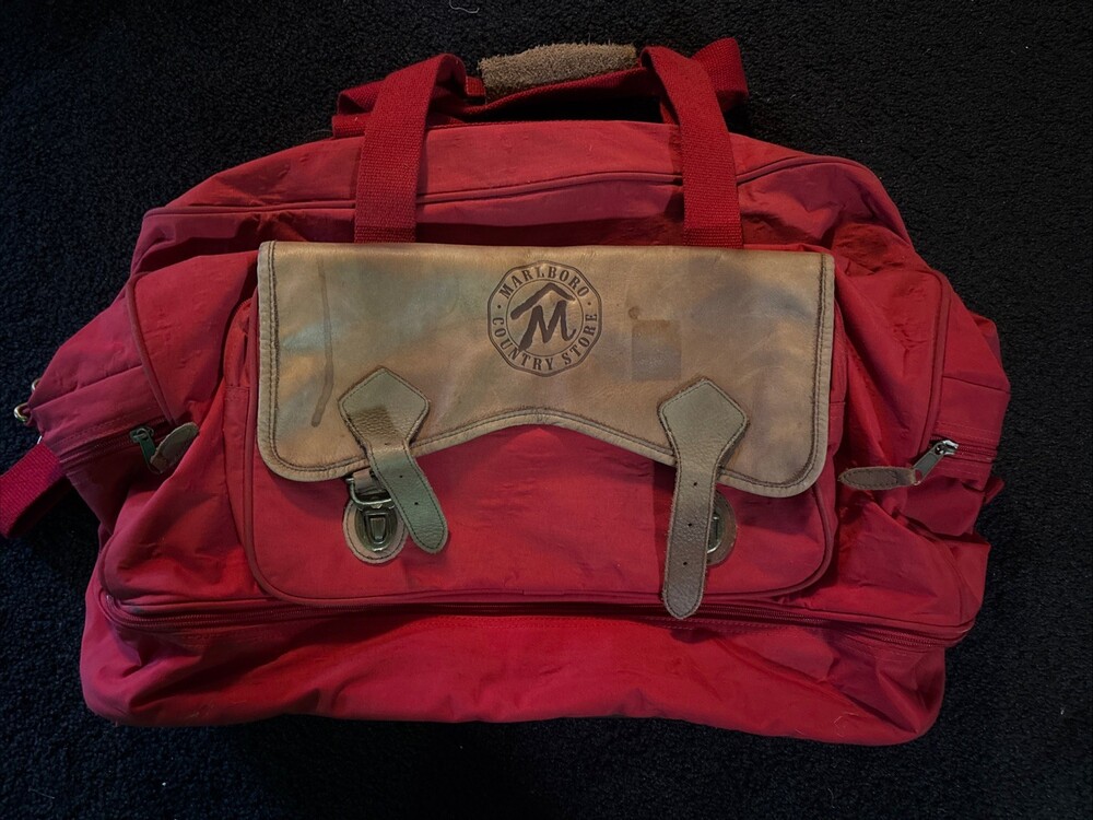 Vintage 90’s Marlboro Country Store Duffle Bag With Strap Missing A Buckle